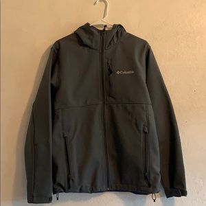 Men’s ascender hooded soft shell jacket